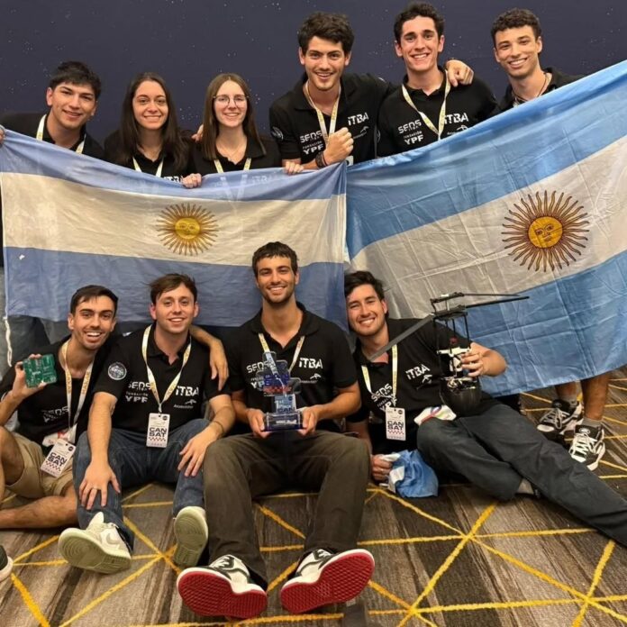 Argentina es campeón mundial de ingeniería aeroespacial de la NASA