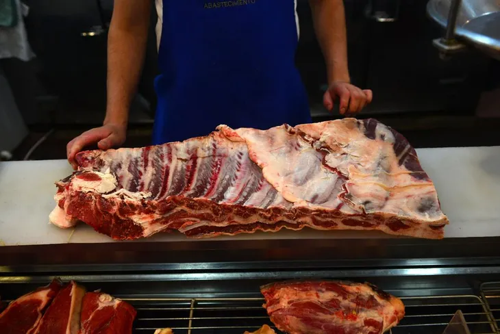 Nueva resolución en 60 días y chances de que ingrese asado con hueso
