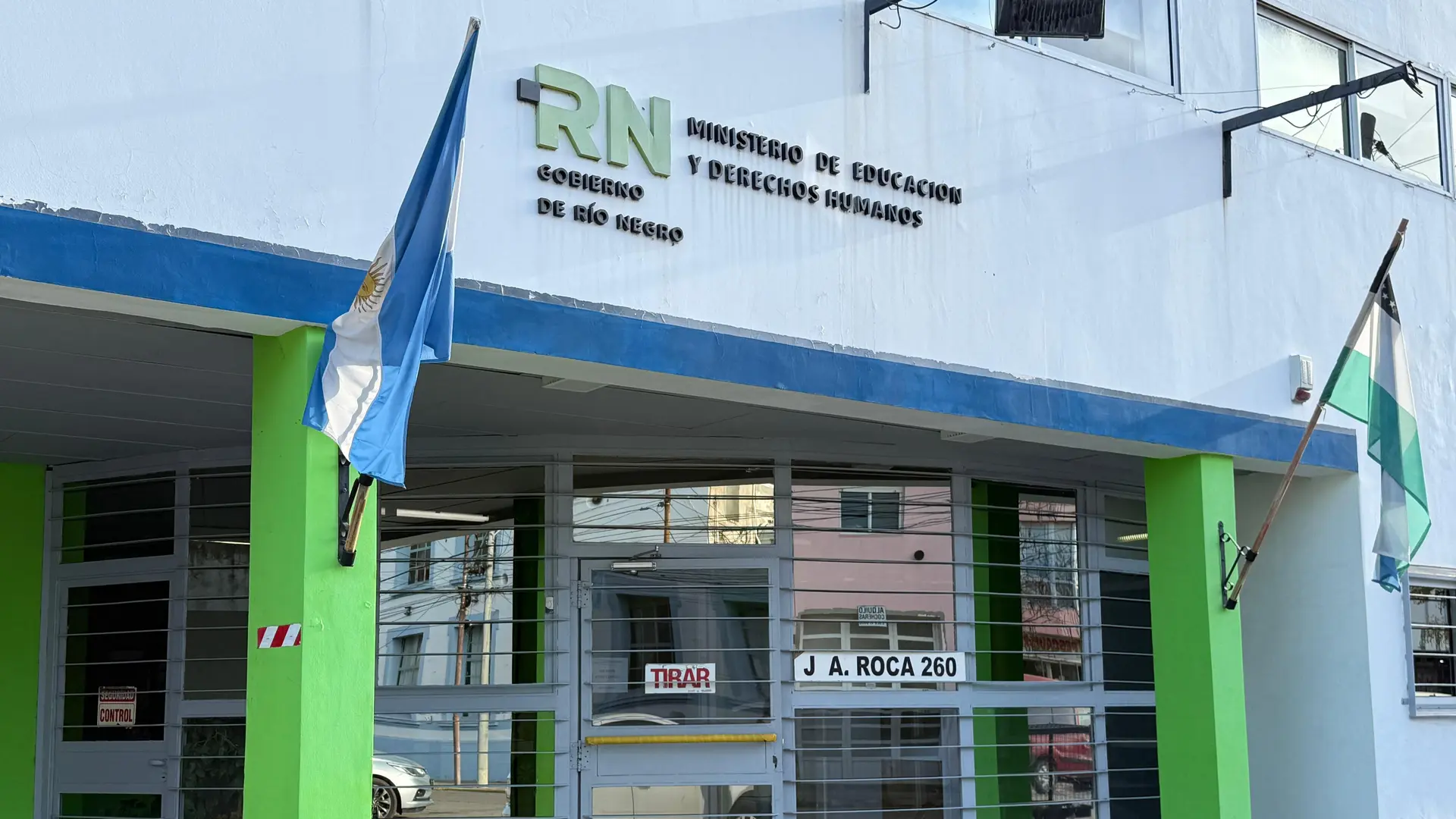 Docentes podrán informar su asistencia laboral el martes y miércoles