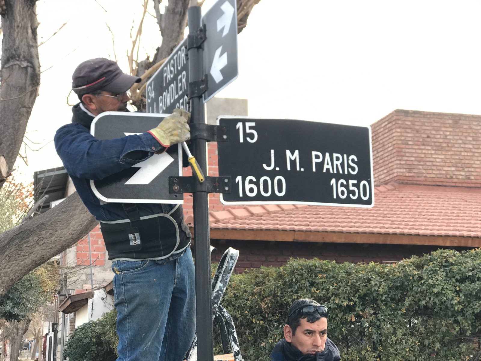 Se modificó el sentido de circulación del tránsito en calle Juan Manuel París