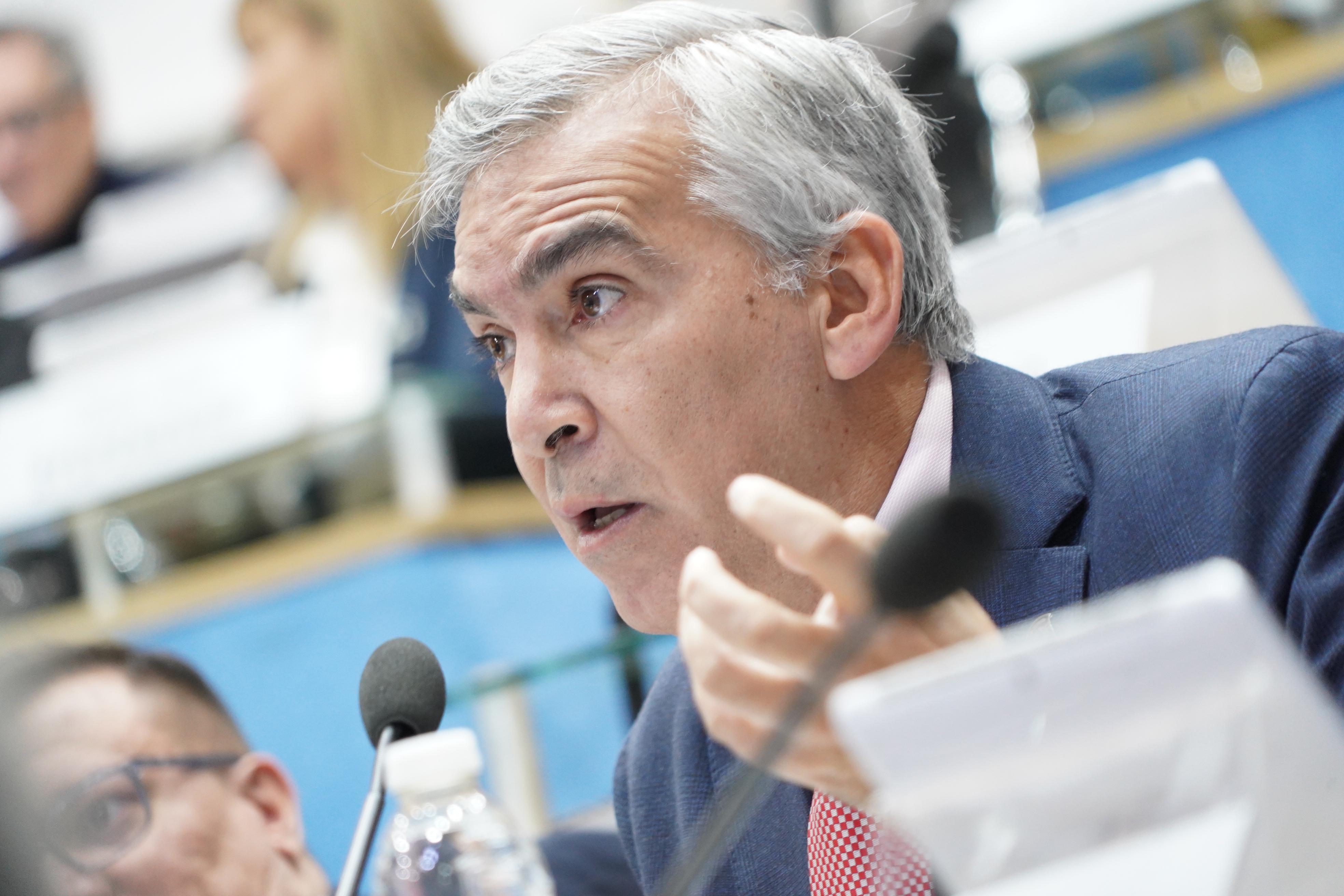 López, sobre el estado de las rutas: “La única propuesta mágica de Villaverde es ...