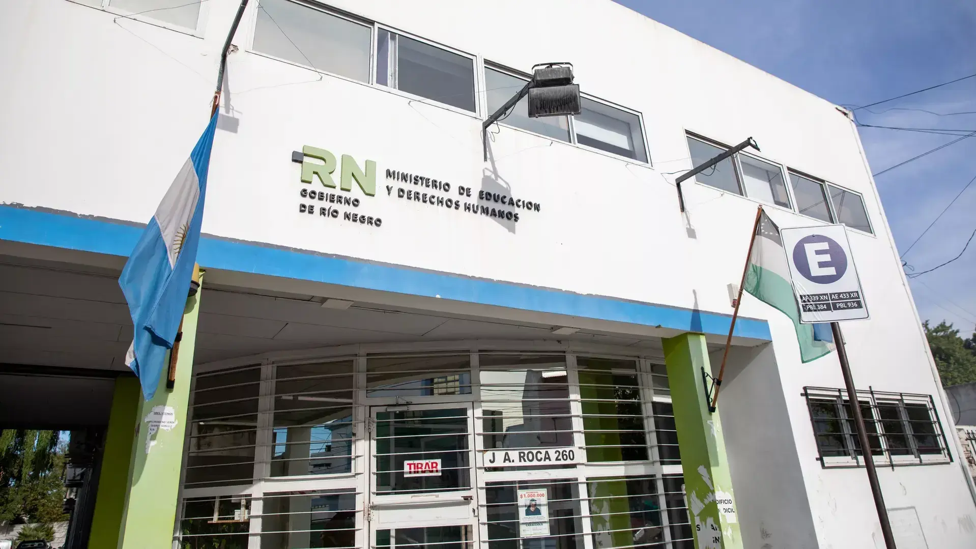 Según el gobierno de Rio Negro el 52% de los docentes asistió a su jornada laboral