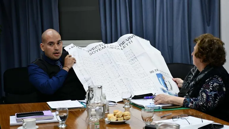 Cipolletti: Impulsan "loteo social" para municipales