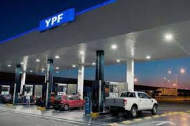 YPF lanza el autodespacho de combustibles con descuentos del 5%