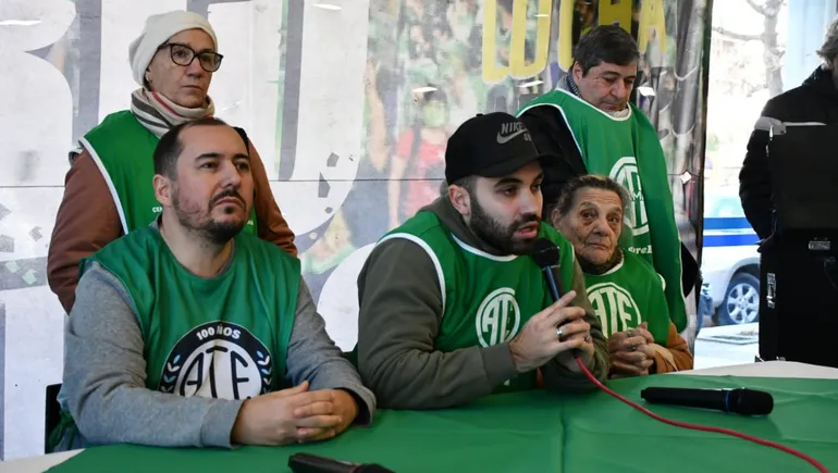 ATE denunció desvío de fondos de PAMI para la compra de leña