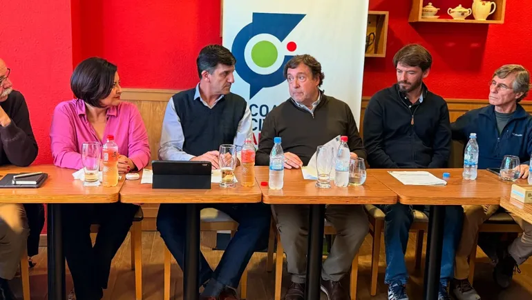 La Coalición Cívica ARI y Juntos Somos Río Negro avanzan hacia una alianza política con miras a las elecciones
