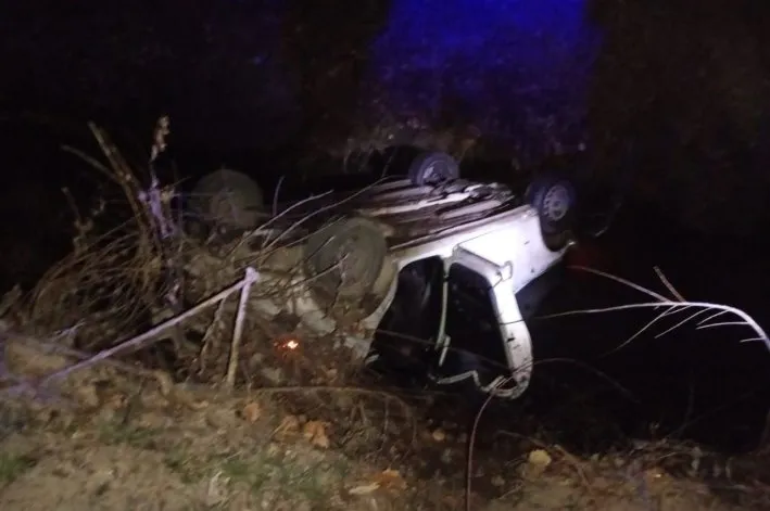 Ruta 22: dos muertos tras un vuelco durante la madrugada