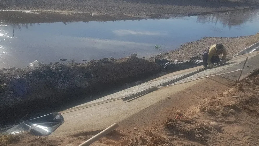 Mejoran la infraestructura del sistema de riego Alto Valle