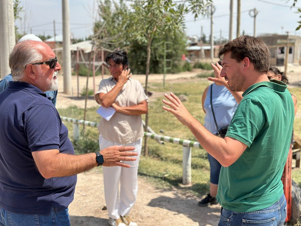 El Municipio de Cipolletti sigue trabajando en los barrios sin intermediarios