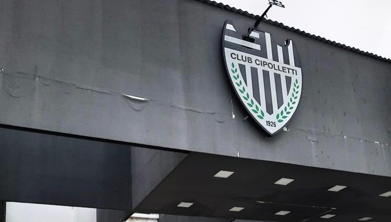 En medio de la polémica en el fútbol federal el Club Cipolletti expresó su respaldo a Toviggino