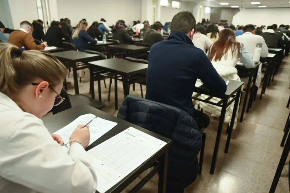 Unos 268 médicos deberán volver a rendir el examen de residencias debido a sospechas de fraude