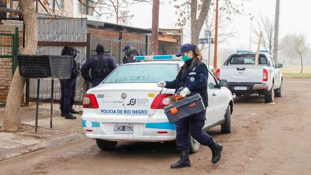 Encuentran a una persona sin vida en una de las viviendas de las 1200