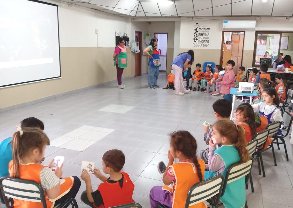 Zoonosis Continúa con Charlas para Generar Conciencia Sobre el Cuidado Responsable de los Animales