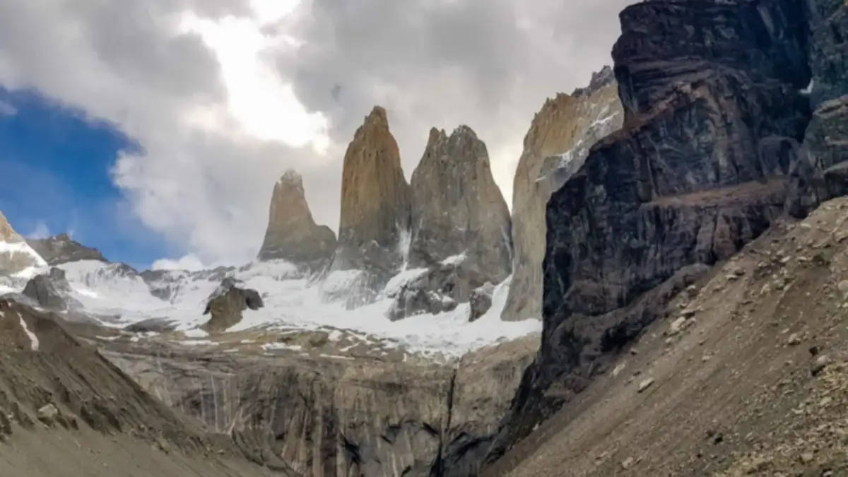 Cinco turistas murieron en Torres del Paine mientras hacian senderismo en el Parque Nacional