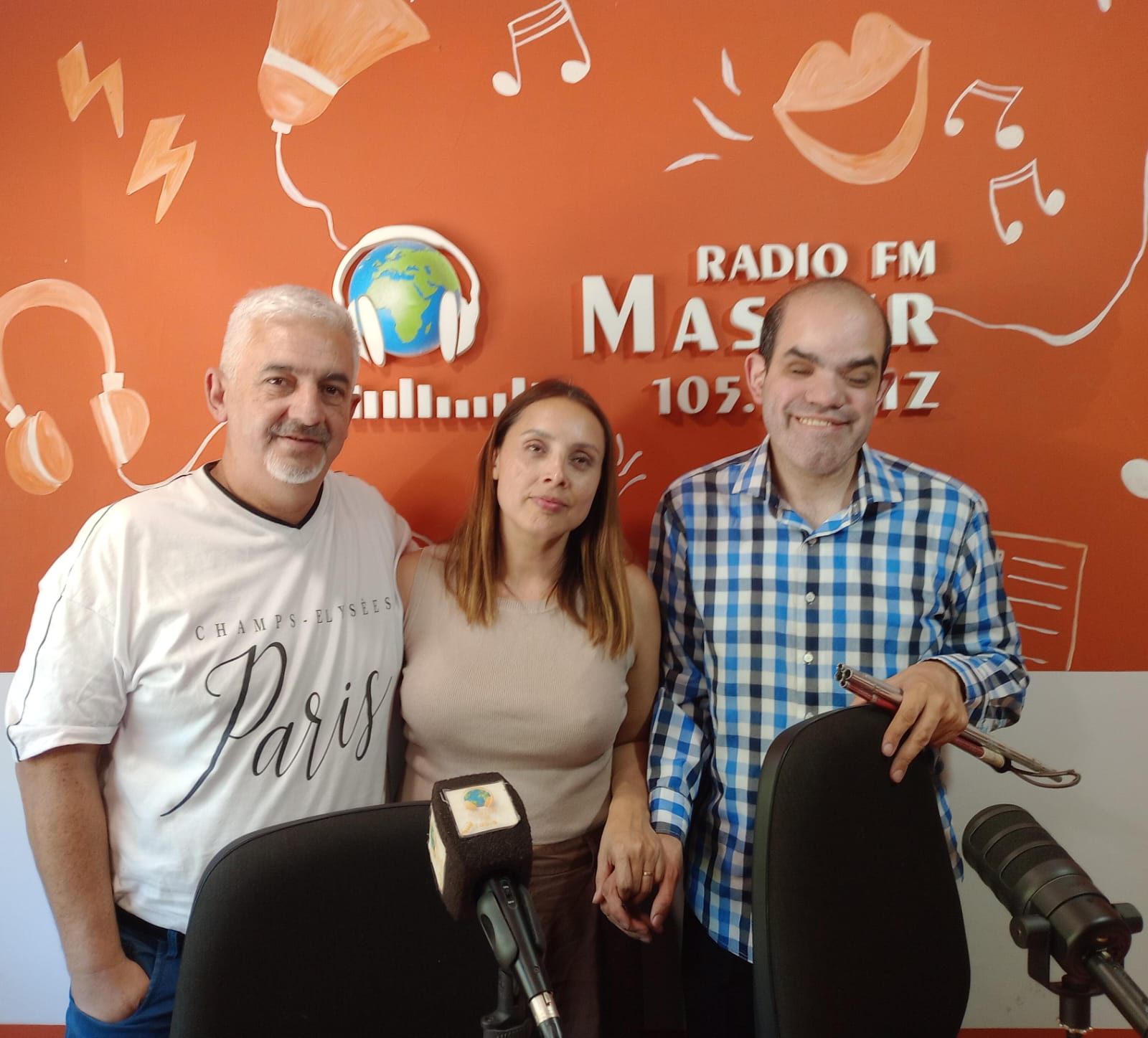 La profesora Luciana Sepúlveda de Arte del sur para contarnos de la muestra anual a realizarse el próximo 14 de diciembre a las 19 hs en Duronia