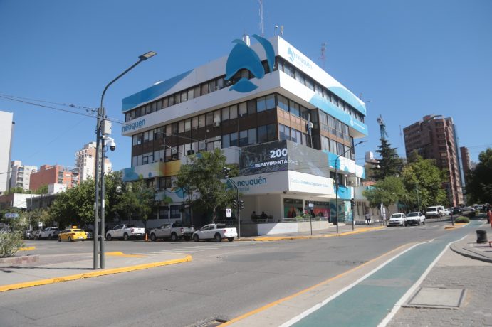 Neuquén: el paro de la CGT no afectará al transporte público, pero no habrá recol...