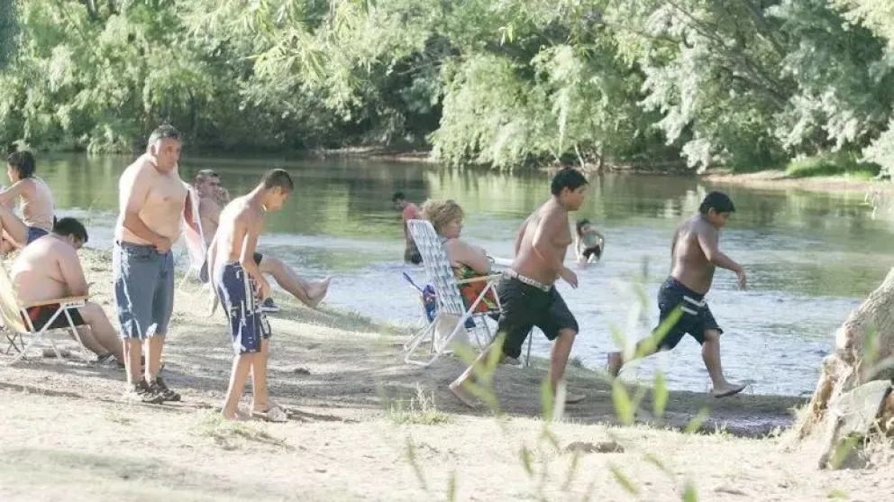Por qué el río Neuquén está más peligroso y recomiendan tener más cuidado que antes