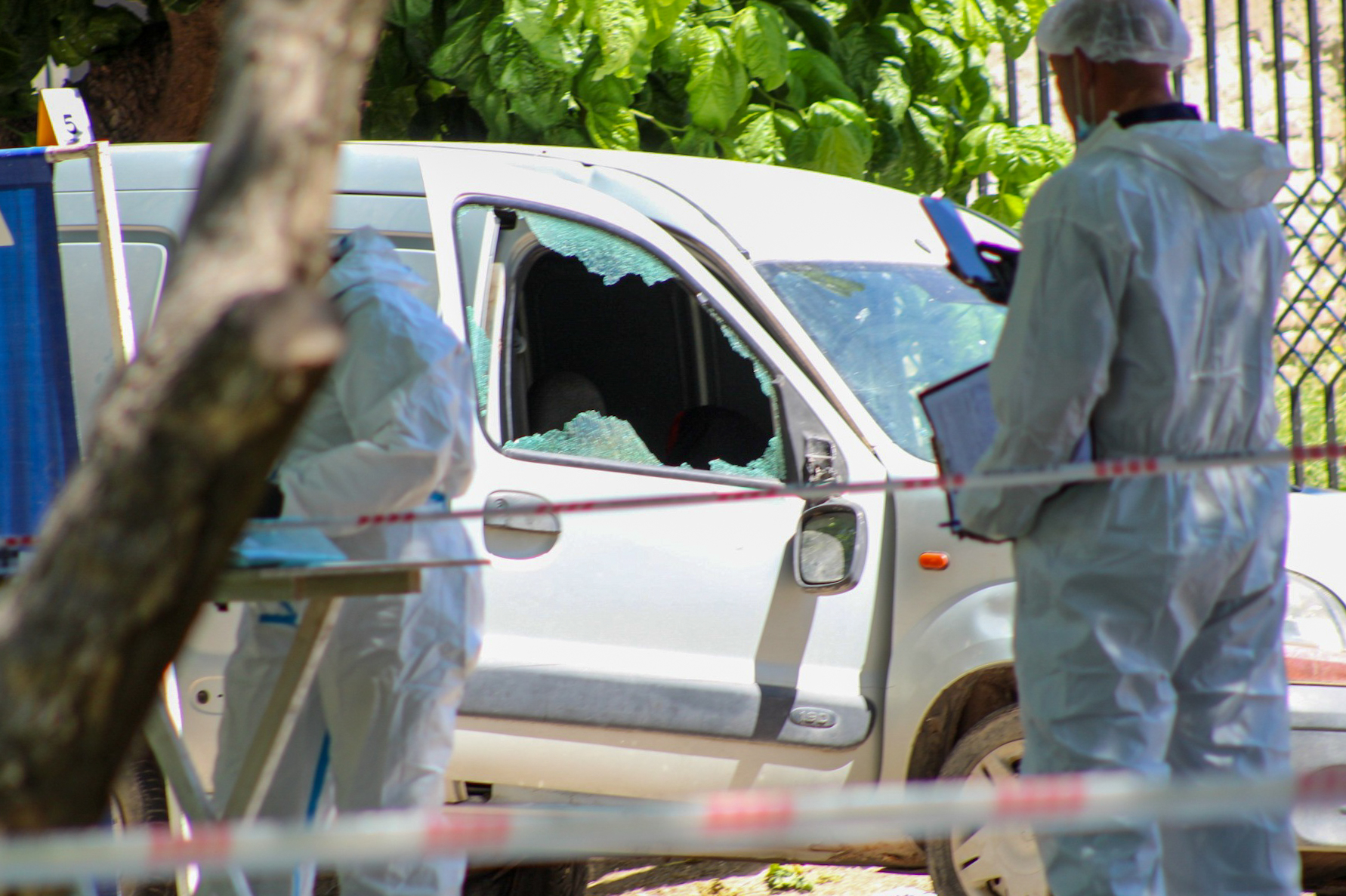 Mujer de 41 años hallada muerta en una camioneta en Neuquén: no tenía lesiones y había cocaína