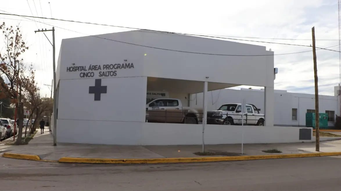 Mujer de 37 años fue trasladada en código rojo desde Lago Pellegrini a Cipolletti