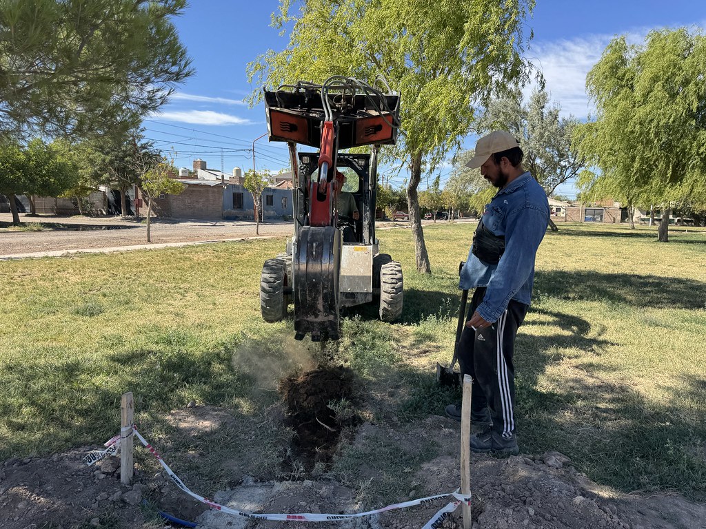 Renovación de Plaza del Sol: trabajos de excavación para la nueva luminaria