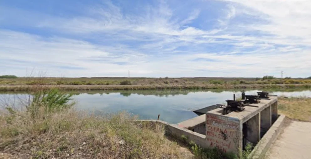 Allen: hallaron un cuerpo en el canal de riego tras búsqueda