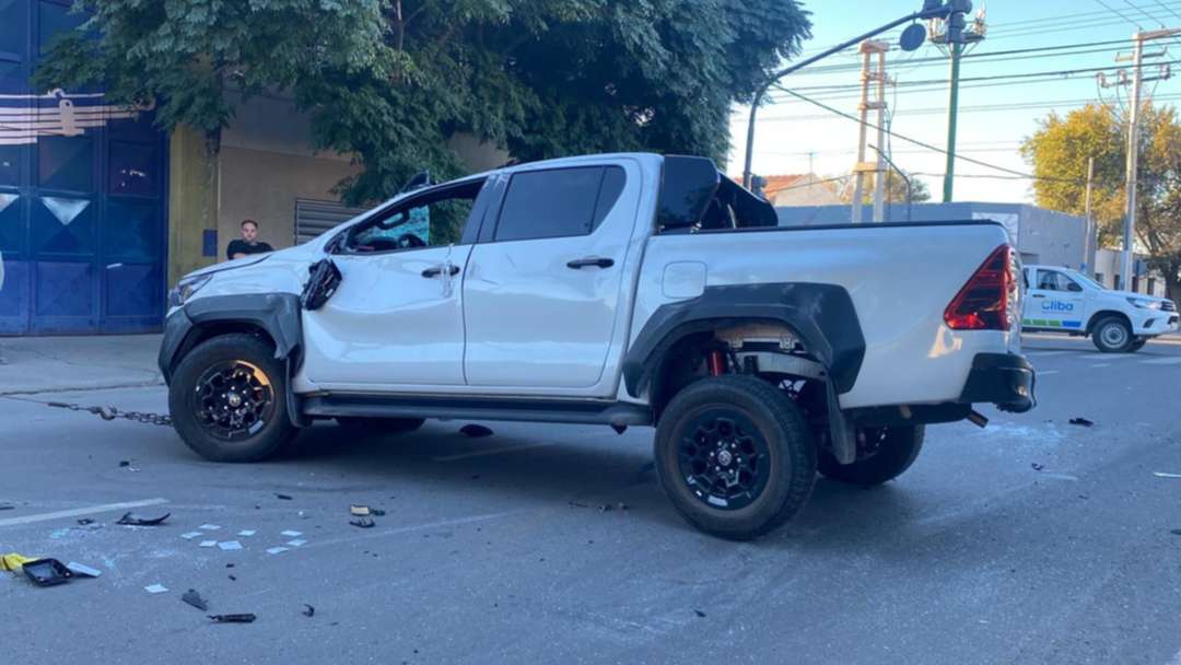 Neuquén: 2 choques en 1 hora por semáforos intermitentes