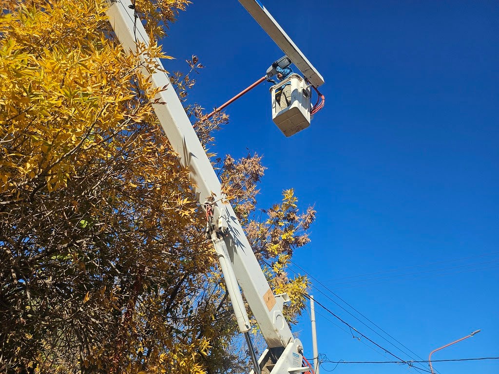 Más luz y más seguridad: así cambian las noches en Puente 83