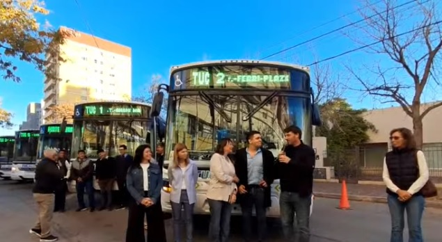 Cipolletti presentó y puso en marcha el nuevo transporte urbano