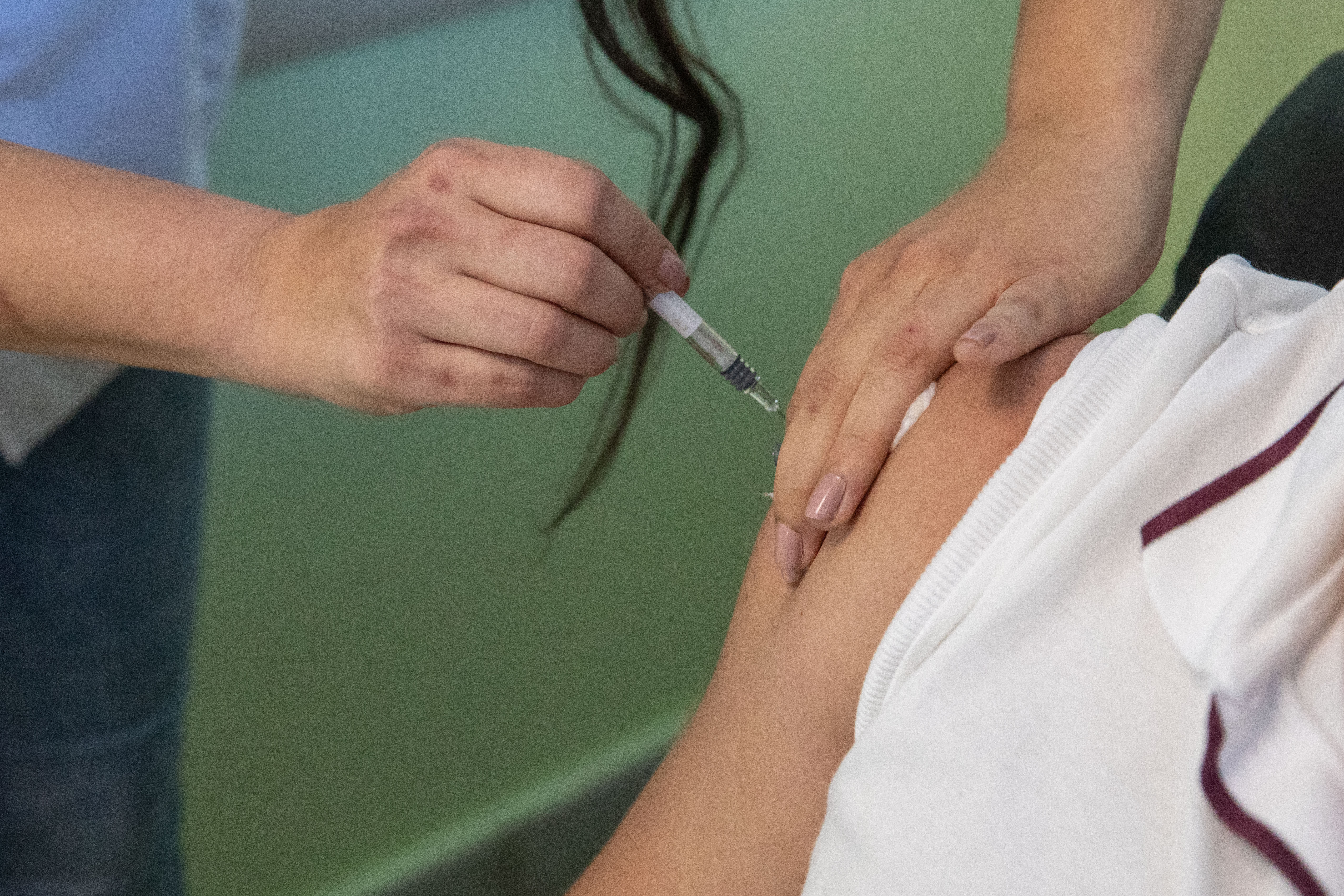 Río Negro y Neuquén lanzan el AutoVac para acercar la vacunación a la gente