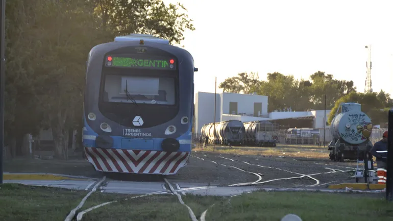 Tren del Valle: Río Negro avanza con el traspaso y define qué hará con el puente de Cipolletti