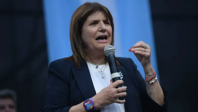 Bullrich cuestionó a la CGT por una nueva marcha