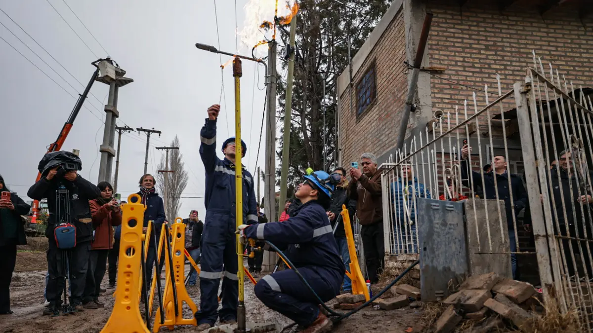 La Provincia lleva gas natural a más de 1.200 familias del Alto Valle