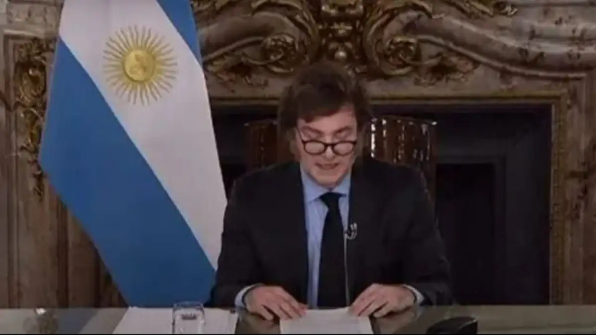 Javier Milei habla por cadena nacional: “Las Malvinas son argentinas, los isleños no tienen derecho a la autodeterminación”