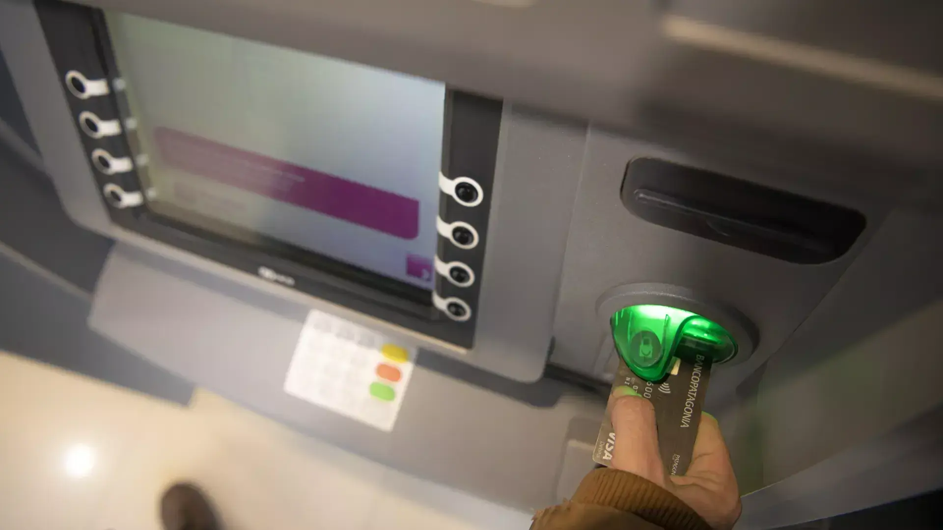 Estatales cobrarán sus sueldos entre el 6 y 8 de mayo