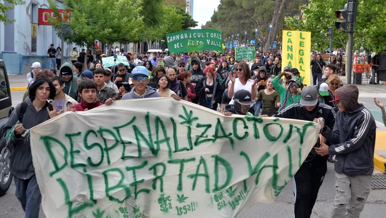 Marcha por la marihuana: Se movilizan en Neuquén, Bariloche y Roca