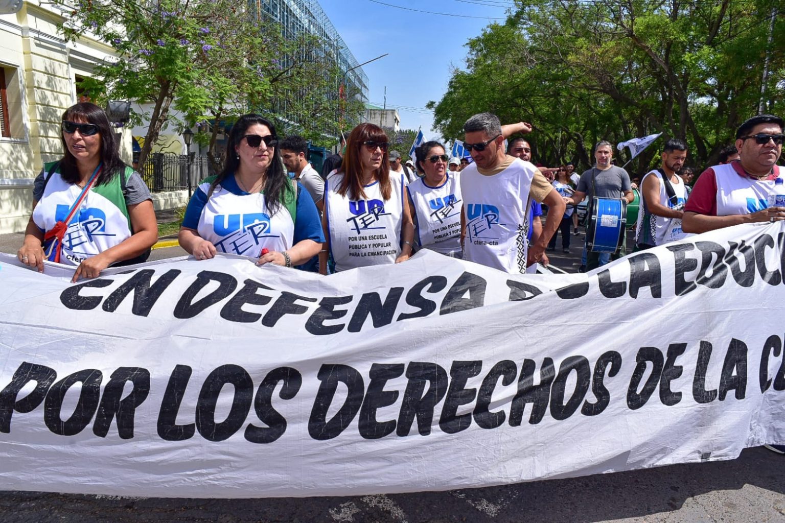 Unter adhirió al paro de Ctera