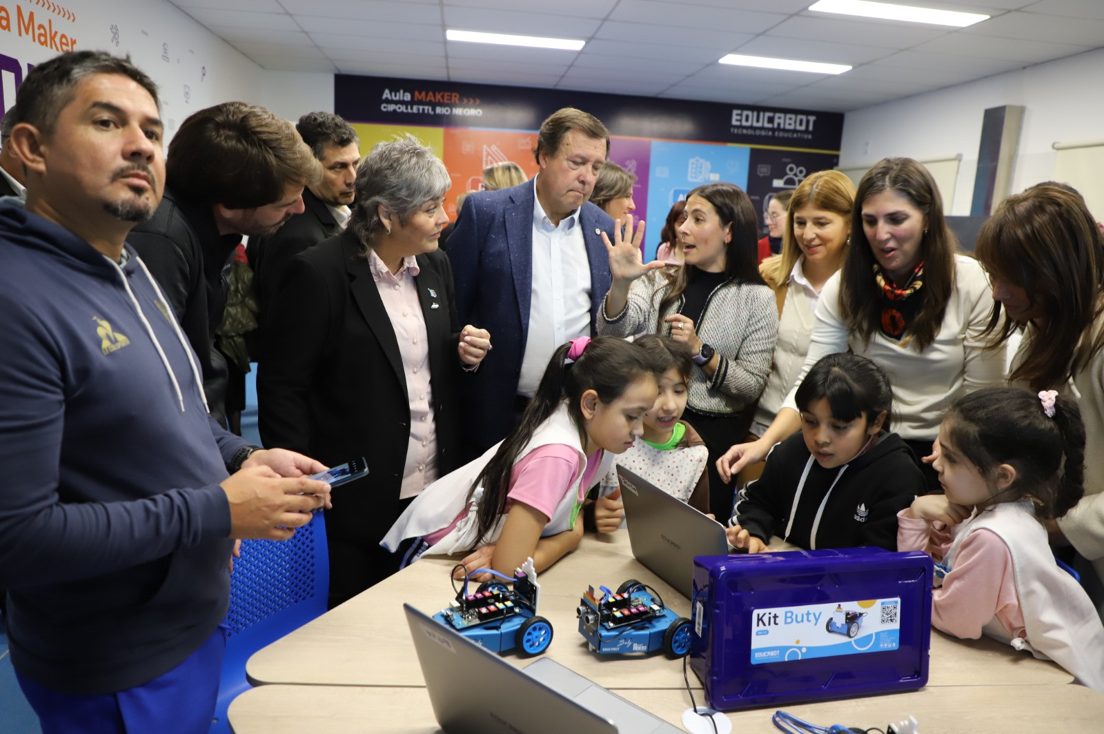 Ciencia y tecnología: Cipolletti inauguró el primer Aula Maker de Río Negro