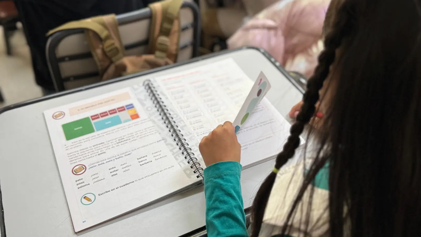 El libro "Exploradores" recorre las escuelas primarias de Río Negro
