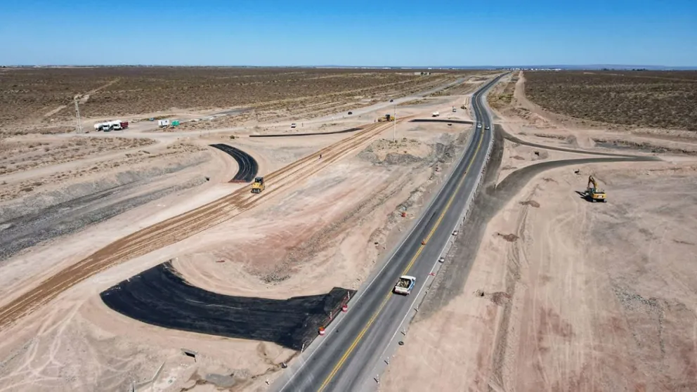La Provincia de Neuquén  licita la duplicación de calzada en la ruta del petróleo...