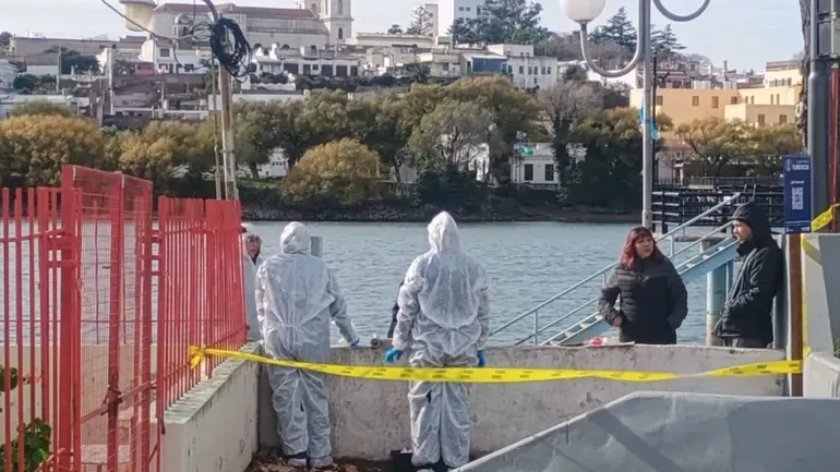 Un hombre apareció muerto con un golpe en la cabeza y nadie lo reclama