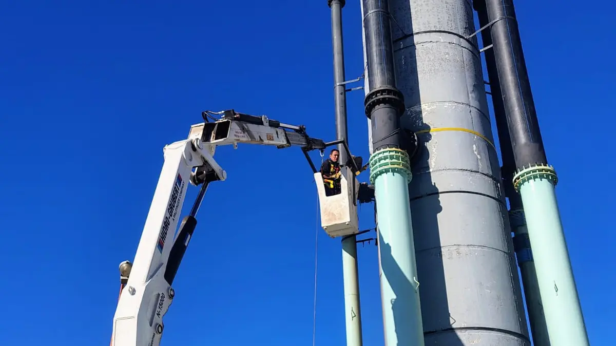 Cipolletti: reparaciones en sistema cloacal para el recambio de colectores