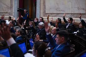 Nuevo aumento: los senadores cobrarán más de $9,5 millones desde julio